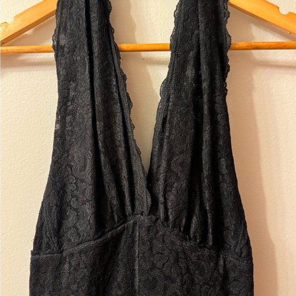 Nicole Miller black lace halter dress size 2 - Picture 2 of 5